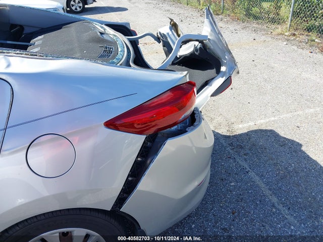Hyundai ELANTRA SE 2018 5NPD74LF8JH400574 Image 6