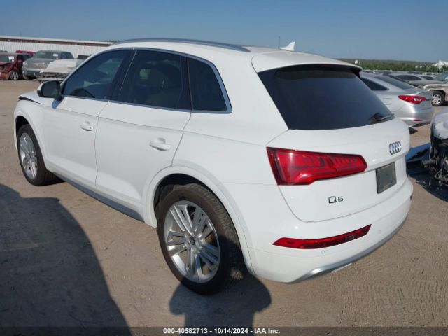 WA1BNAFY2J2107113 Audi Q5 2.0t Premium/2.0t Tech Premium