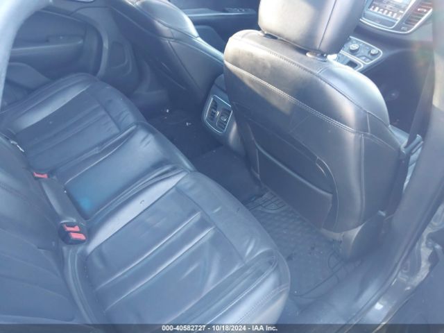 1C3CCCAG5HN502653 Chrysler 200 Limited Platinum