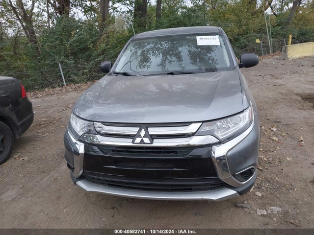 Mitsubishi Outlander Es 2017 JA4AD2A33HZ017857 Image 12
