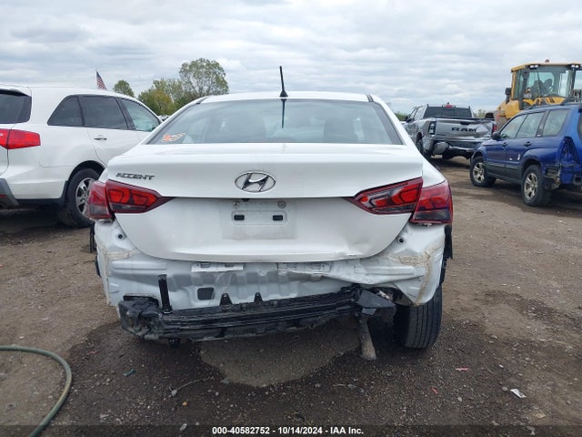 Hyundai ACCENT SE 2018 3KPC24A3XJE021406 Image 16