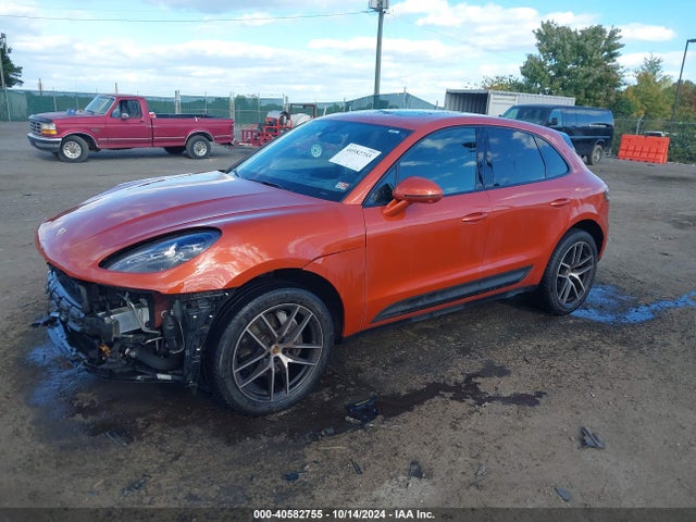 2022 PORSCHE MACAN WP1AA2A56NLB02687 Photo 1