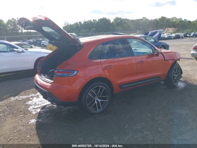 2022 PORSCHE MACAN WP1AA2A56NLB02687 Photo 3