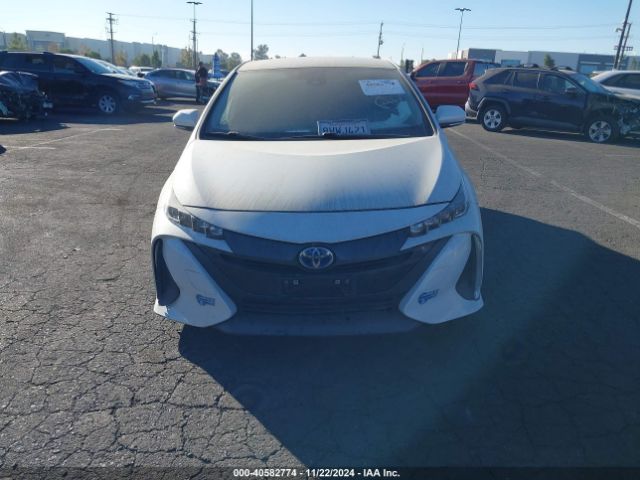 JTDKAMFP3M3195565 Toyota Prius Prime Xle