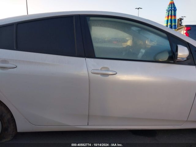 JTDKAMFP3M3195565 Toyota Prius Prime Xle