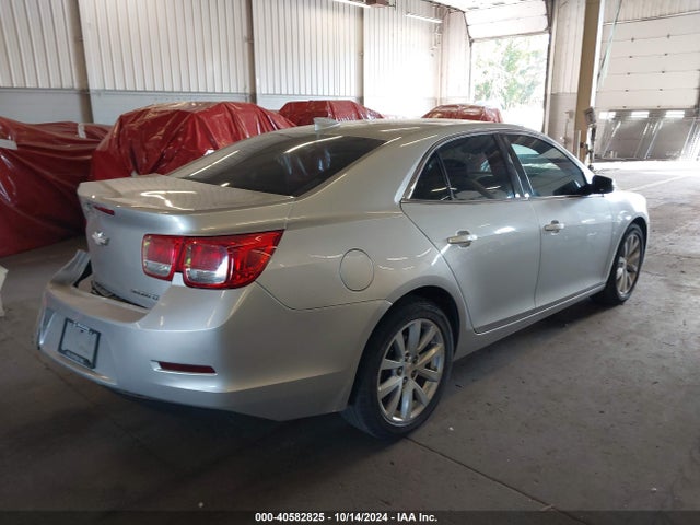 1G11D5SL5FF228734 Chevrolet MALIBU 2LT