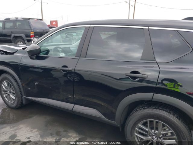 5N1AT3AA7MC818104 Nissan Rogue S Fwd