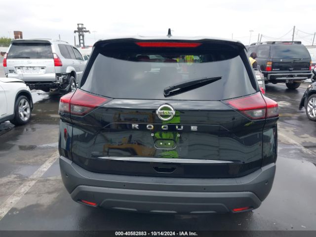 5N1AT3AA7MC818104 Nissan Rogue S Fwd