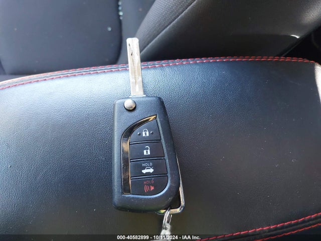 Toyota COROLLA LE 2020 5YFEPRAE4LP070269 Image 11