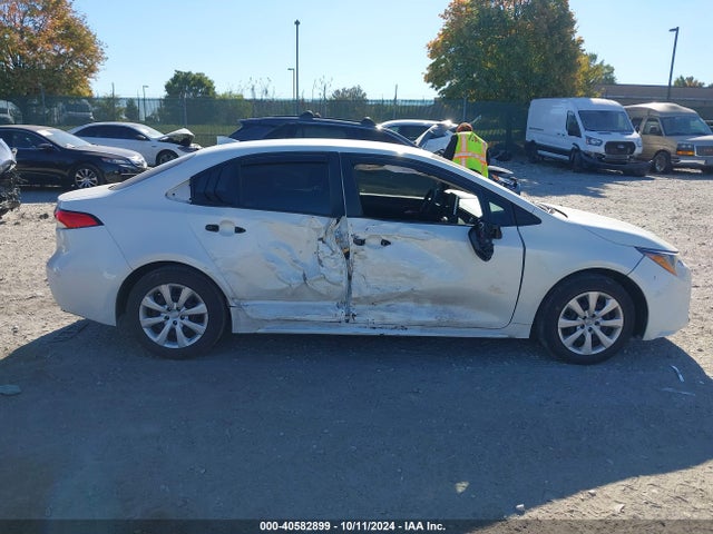 Toyota COROLLA LE 2020 5YFEPRAE4LP070269 Image 6