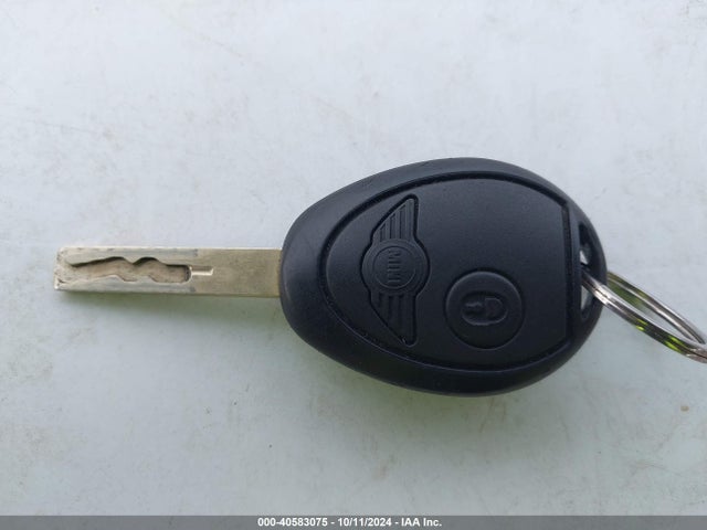 2004 MINI COOPER S WMWRE33444TD82319 Photo 10