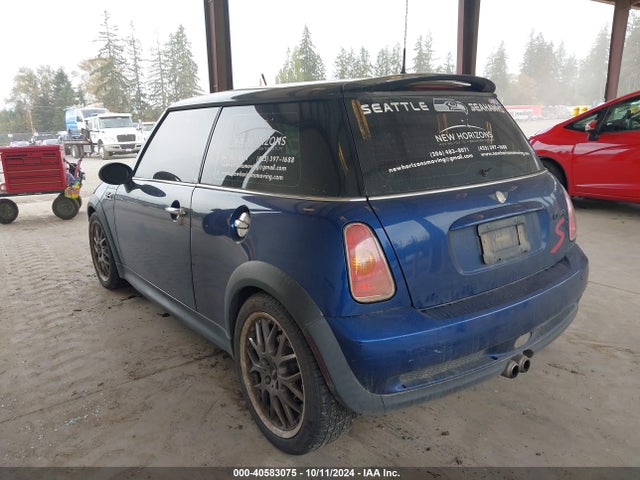 2004 MINI COOPER S WMWRE33444TD82319 Photo 2