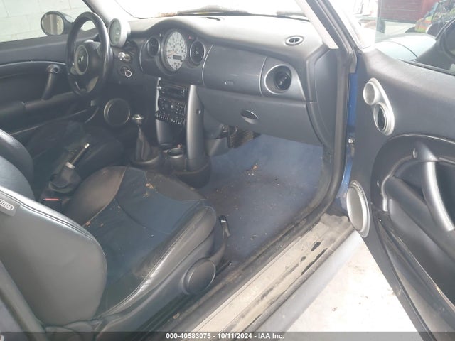 2004 MINI COOPER S WMWRE33444TD82319 Photo 4