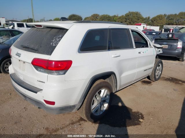 1C4RJEAG0JC311876 Jeep Grand Cherokee Laredo E 4x2