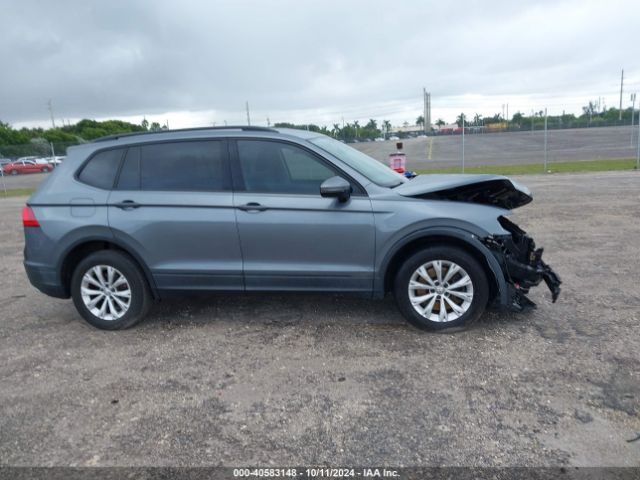 3VV1B7AX4JM198777 Volkswagen Tiguan 2.0t S