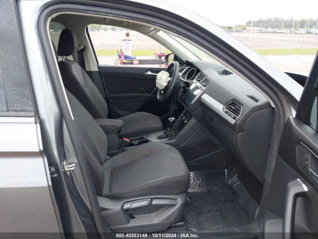 3VV1B7AX4JM198777 Volkswagen Tiguan 2.0t S