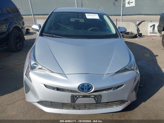 Toyota Prius Two 2018 JTDKBRFU2J3075171 Image 12