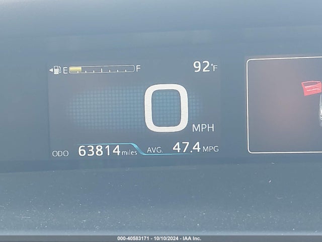 Toyota Prius Two 2018 JTDKBRFU2J3075171 Image 15