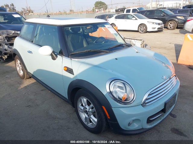 2013 MINI HARDTOP WMWSU3C53DT677826 Photo 0