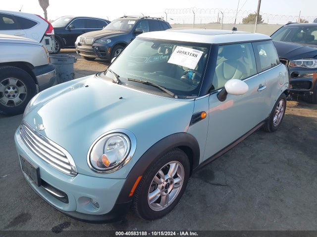 2013 MINI HARDTOP WMWSU3C53DT677826 Photo 1