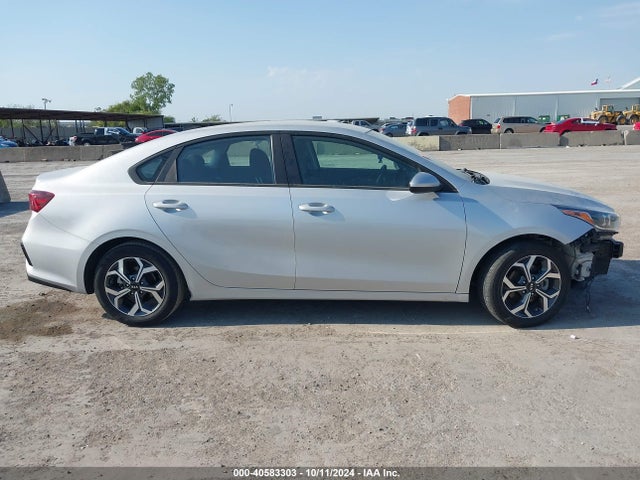 KIA Forte Lxs 2021 3KPF24ADXME319657 Image 14