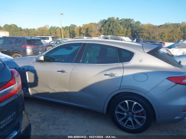 ZN661XUL2HX245243 Maserati Levante