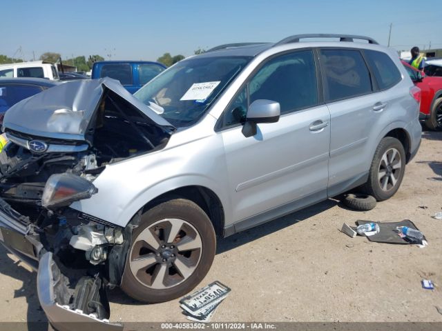 JF2SJAEC9JG590823 Subaru Forester 2.5i Premium