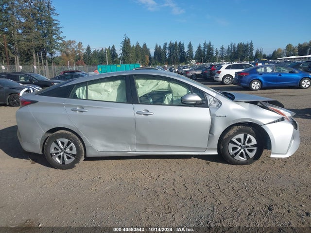 Toyota Prius Three 2016 JTDKARFU7G3012840 Image 13