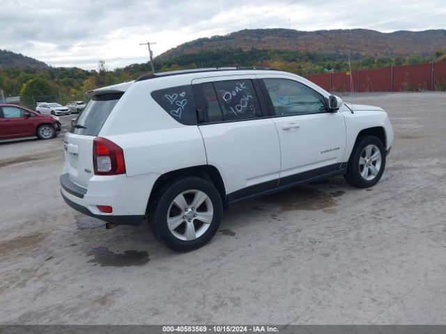 1C4NJDEB2FD232105 Jeep Compass Latitude