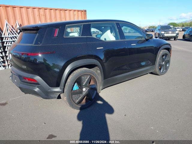 Fisker Ocean One 2023 VCF1ZBU29PG002848 Image 4