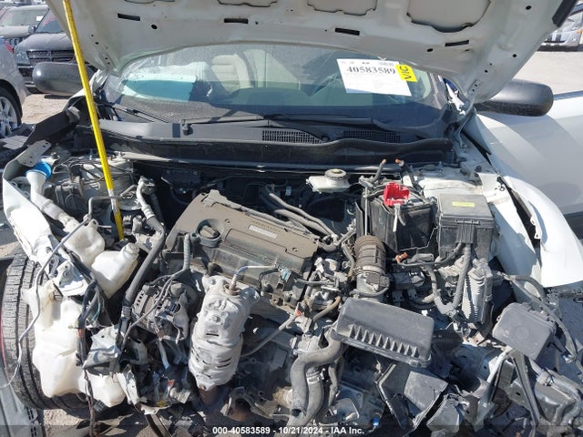 Honda CR-V LX 2018 2HKRW6H30JH203983 Image 10