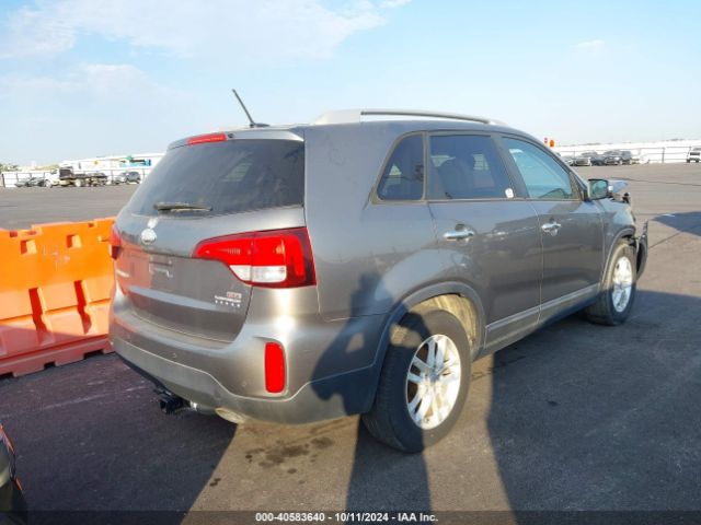 5XYKT3A60EG476335 KIA SORENTO LX