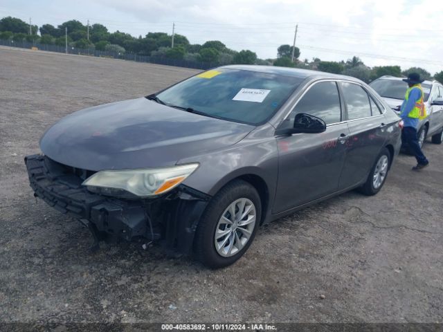 Toyota CAMRY LE 2016 4T4BF1FK3GR548679 Image 2