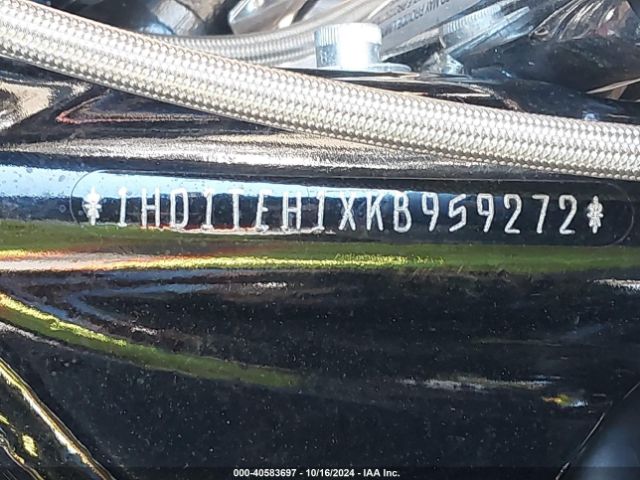2019 HARLEY-DAVIDSON FLHTKSE 1HD1TEH1XKB959272 Photo 9