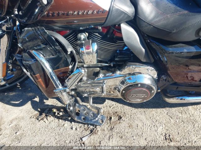 2019 HARLEY-DAVIDSON FLHTKSE 1HD1TEH1XKB959272 Photo 8