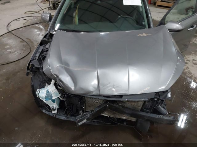 5NPD84LF3KH428068 Hyundai ELANTRA SEL