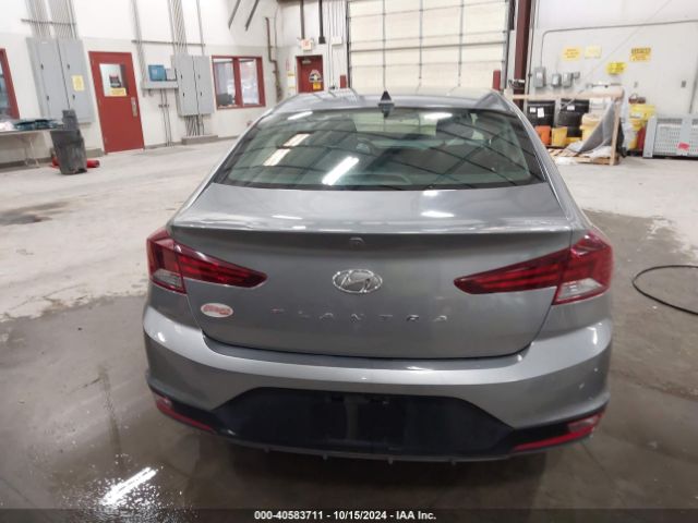 5NPD84LF3KH428068 Hyundai ELANTRA SEL