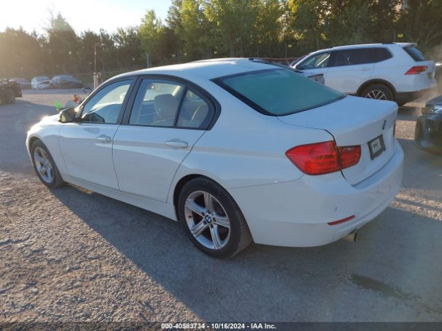 WBA3B1G51FNT04672 BMW 320i