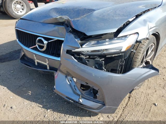 7JRA22TK6LG063110 Volvo S60 T6 Momentum