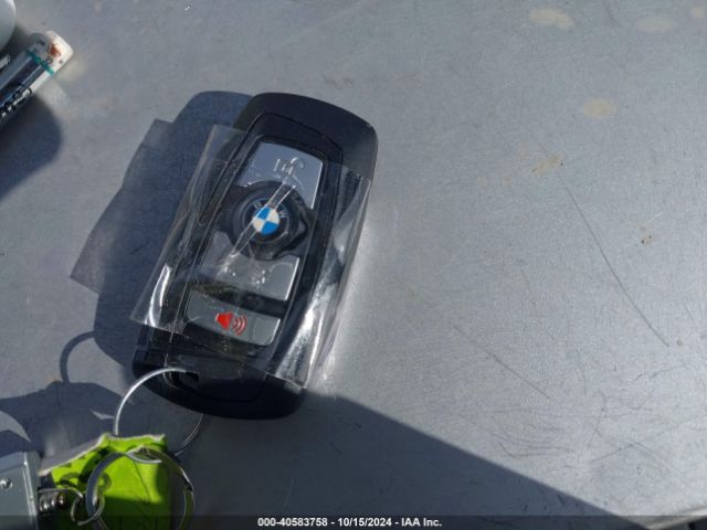 WBA8A3C50JA498864 BMW 320i Xdrive