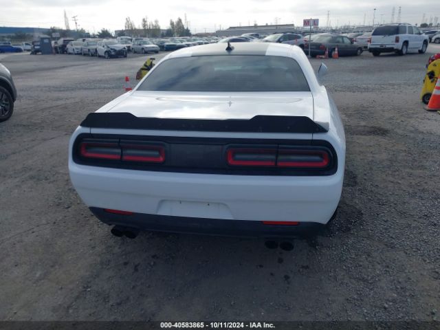 2C3CDZBT7HH633412 Dodge Challenger R/t Plus Shaker