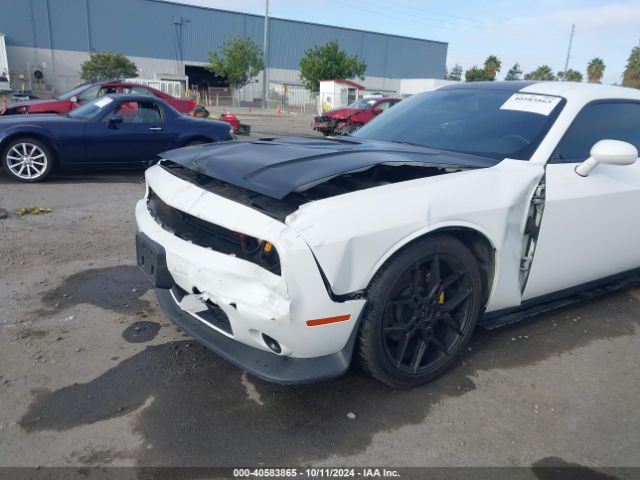 2C3CDZBT7HH633412 Dodge Challenger R/t Plus Shaker