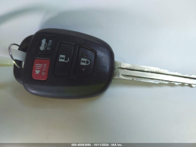 Toyota COROLLA SE 2018 2T1BURHE0JC111916 Image 11