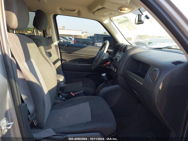 1C4NJRBB1HD144828 Jeep Patriot Sport 4x4