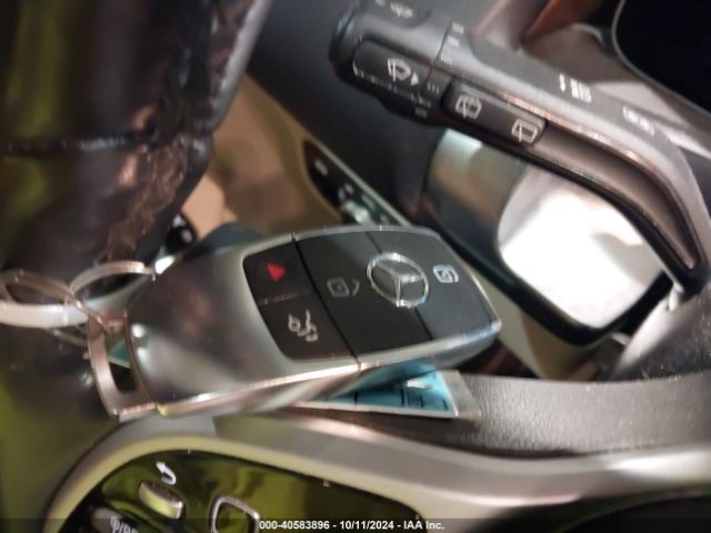 W1N4M4HBXLW037439 Mercedes-Benz Glb 250 4matic