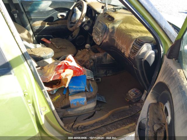 KNDJN2A29J7900700 KIA Soul