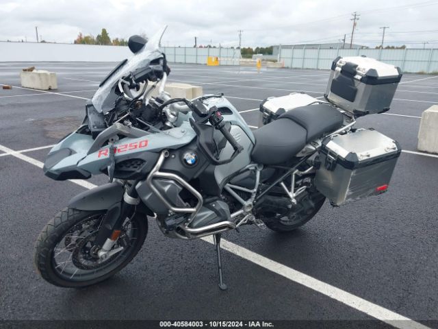2022 BMW R 1250 WB10M1307N6F33070 Photo 1