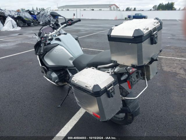 2022 BMW R 1250 WB10M1307N6F33070 Photo 2