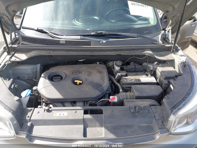 KIA SOUL + 2018 KNDJP3A56J7608268 Image 10