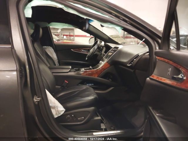 2LMPJ8LR8JBL39299 Lincoln Mkx Reserve